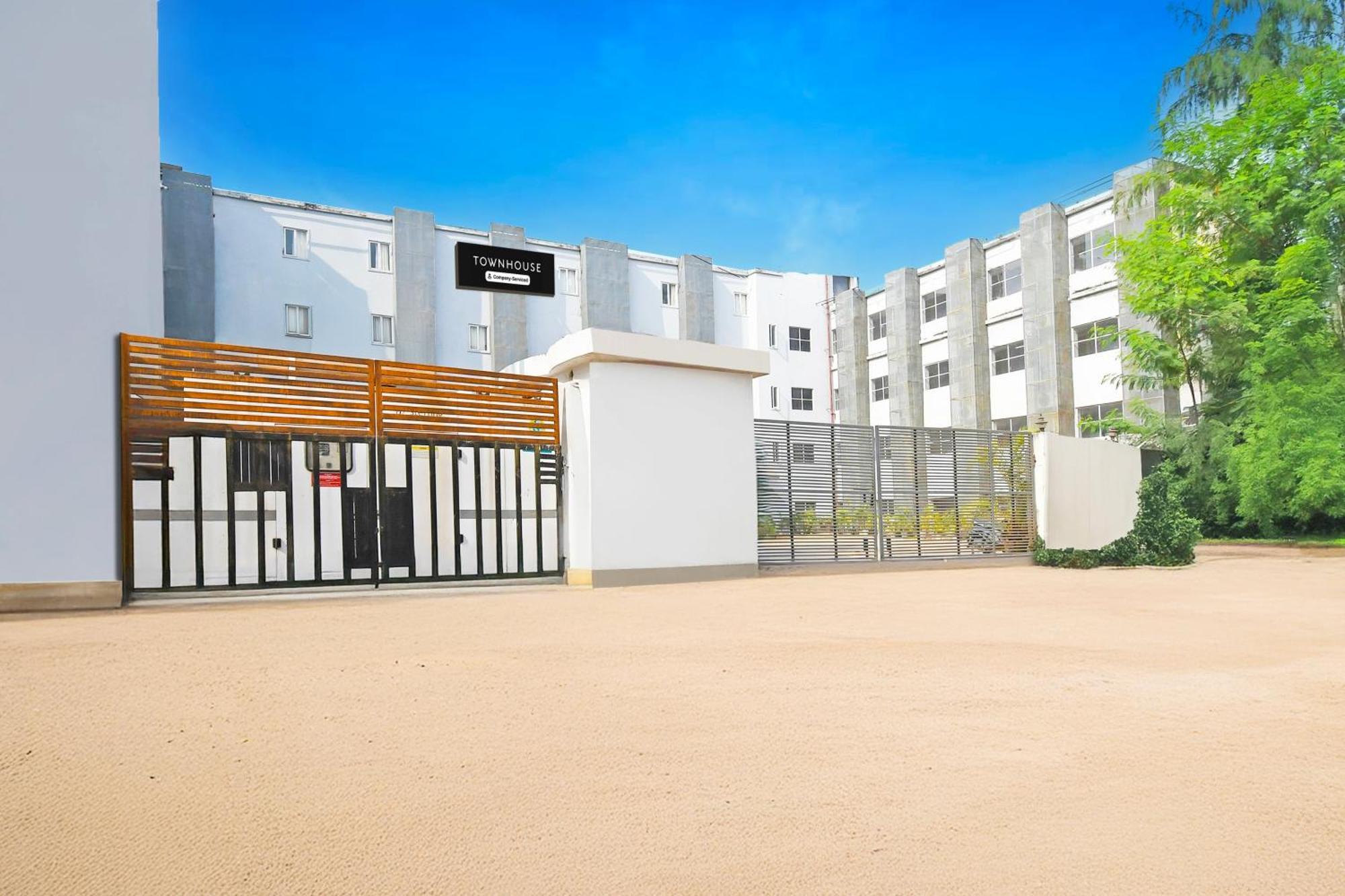 Super Townhouse Mancheswar Industrial Estate Ξενοδοχείο Μπουμπάνεσβαρ Εξωτερικό φωτογραφία